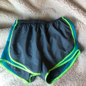 women’s running shorts